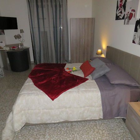 B & B Leti Battipaglia Exterior foto