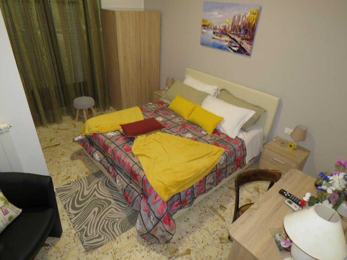 B & B Leti Battipaglia Exterior foto