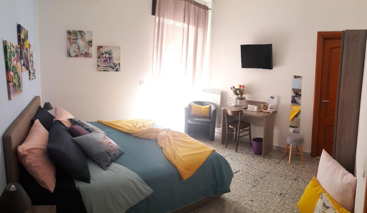 B & B Leti Battipaglia Exterior foto