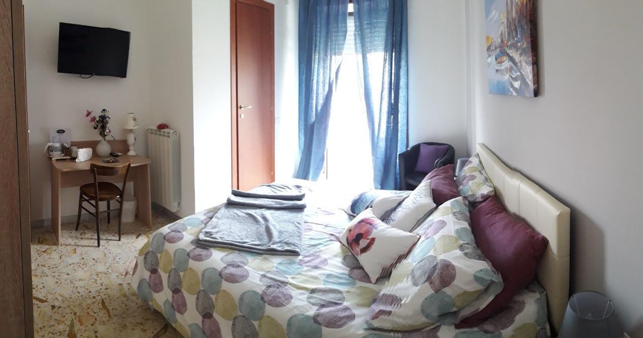 B & B Leti Battipaglia Exterior foto